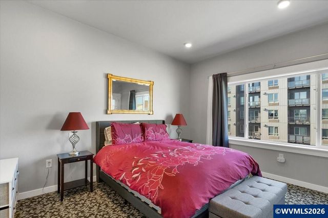 229 Commercial St NE, Salem, OR 97301