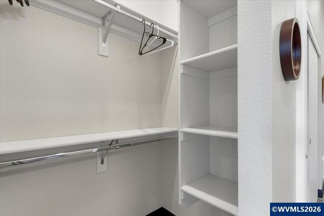 229 Commercial St NE, Salem, OR 97301