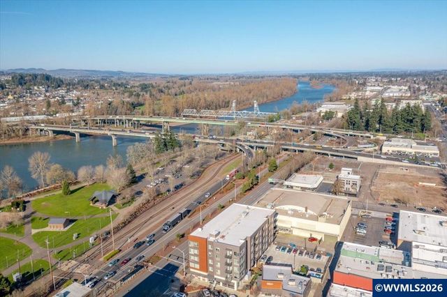229 Commercial St NE, Salem, OR 97301
