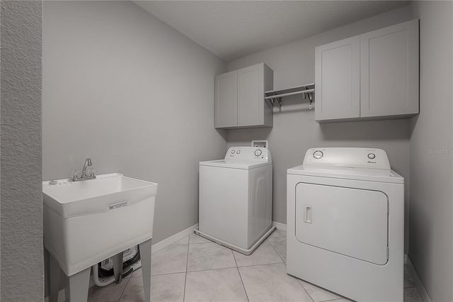 9310 BLUEBERRY ASH CIRCLE, Riverview, FL 33578