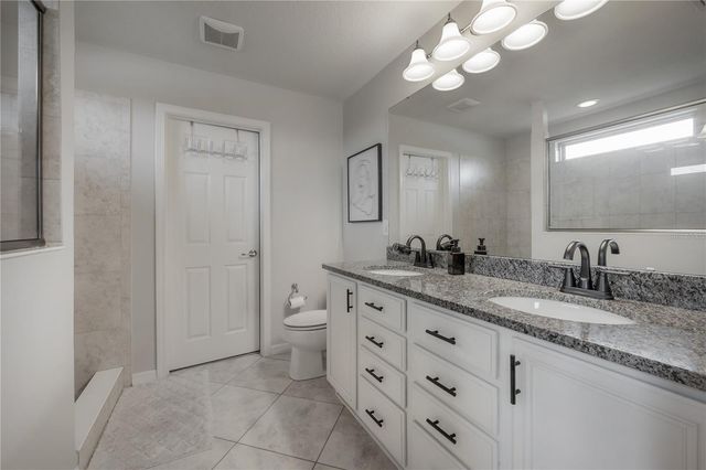 9310 BLUEBERRY ASH CIRCLE, Riverview, FL 33578