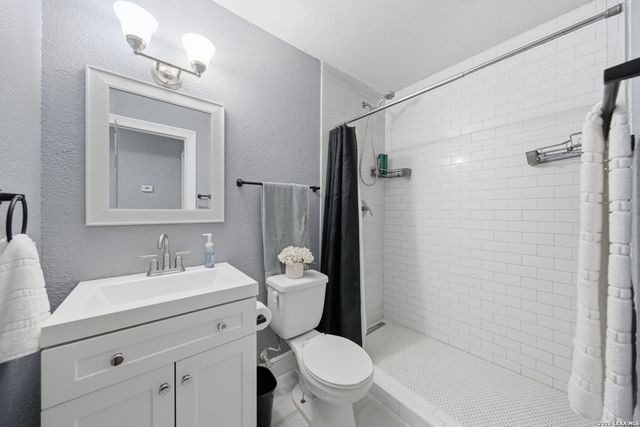 11414 Rifle Gap, San Antonio, TX 78245