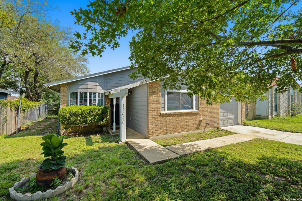 11414 Rifle Gap, San Antonio, TX 78245