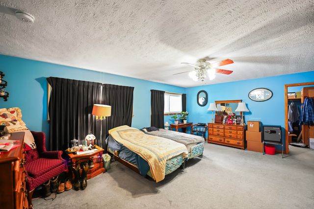 4587 East Farm Road 136, Springfield, MO 65809