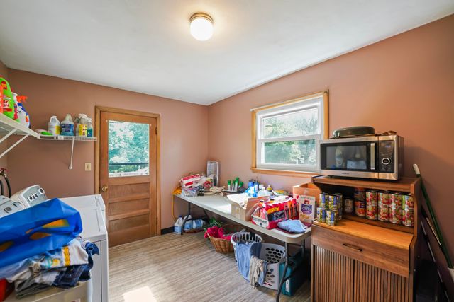 4587 East Farm Road 136, Springfield, MO 65809