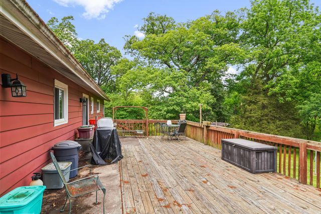 4587 East Farm Road 136, Springfield, MO 65809