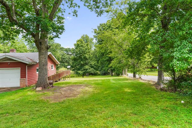 4587 East Farm Road 136, Springfield, MO 65809