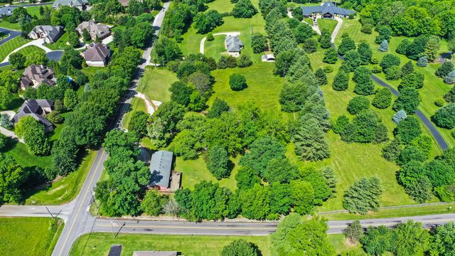 4587 East Farm Road 136, Springfield, MO 65809