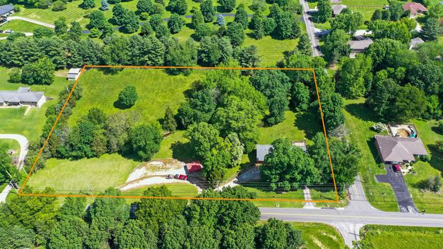 4587 East Farm Road 136, Springfield, MO 65809