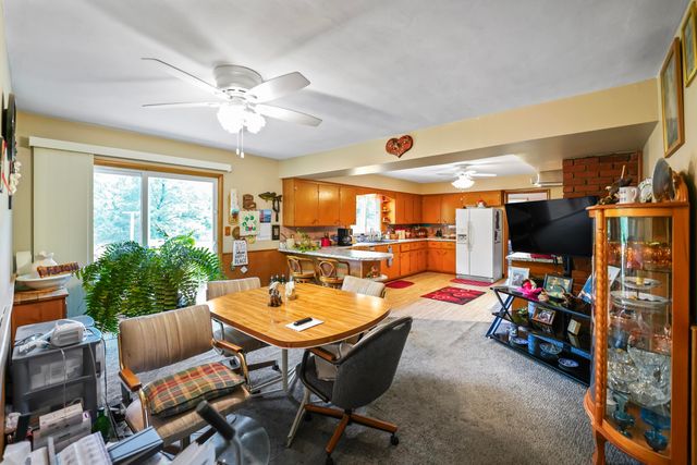 4587 East Farm Road 136, Springfield, MO 65809
