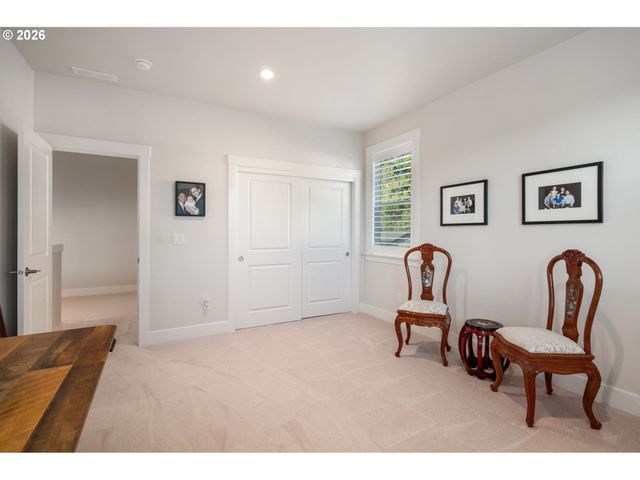 16561 Sw BOTANY BAY Ln, Portland, OR 97224