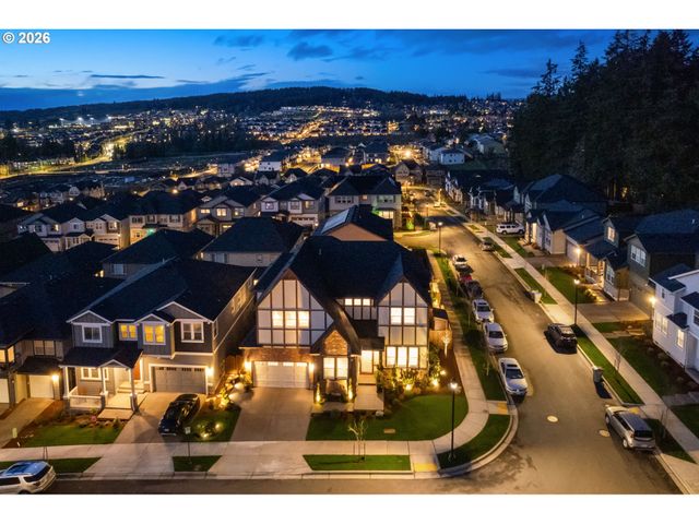 16561 Sw BOTANY BAY Ln, Portland, OR 97224