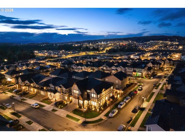 16561 Sw BOTANY BAY Ln, Portland, OR 97224