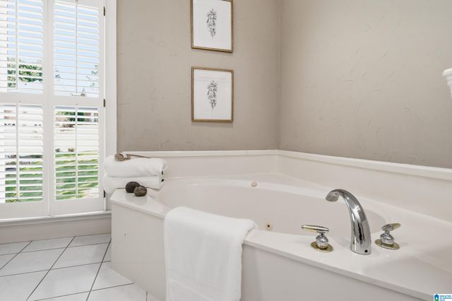 1525 WINGFIELD COURT, Birmingham, AL 35242