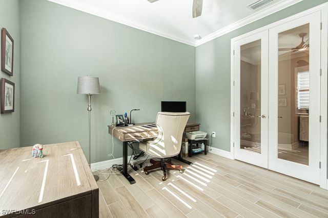 1869 MUSTIQUE ST, Naples, FL 34120