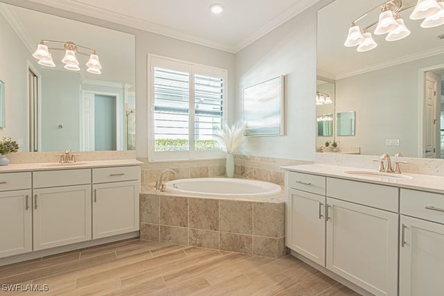 1869 MUSTIQUE ST, Naples, FL 34120