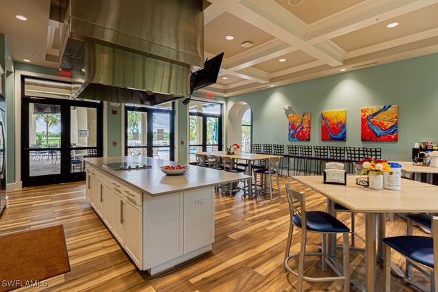 1869 MUSTIQUE ST, Naples, FL 34120