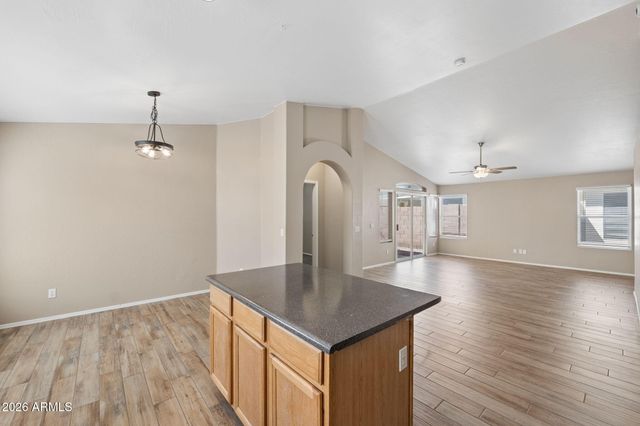 18642 N 42ND Street, Phoenix, AZ 85050