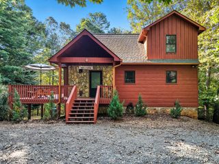 188 Foxhound Drive, Ellijay, GA 30540