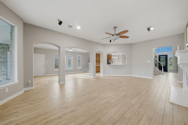 3960 Pebble Brook Drive, League City, TX 77573