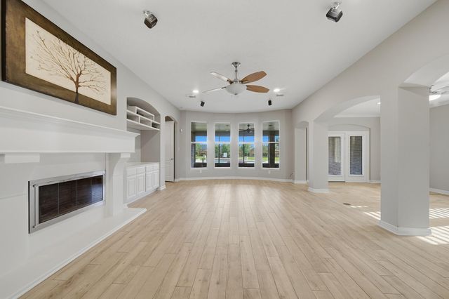 3960 Pebble Brook Drive, League City, TX 77573