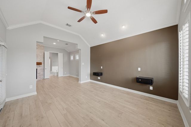 3960 Pebble Brook Drive, League City, TX 77573