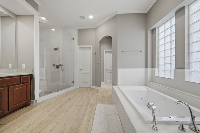 3960 Pebble Brook Drive, League City, TX 77573
