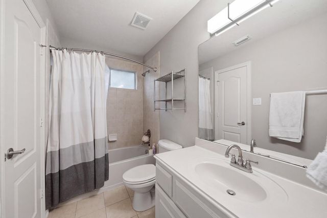 3960 Pebble Brook Drive, League City, TX 77573