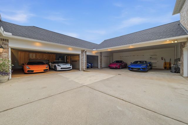 3960 Pebble Brook Drive, League City, TX 77573