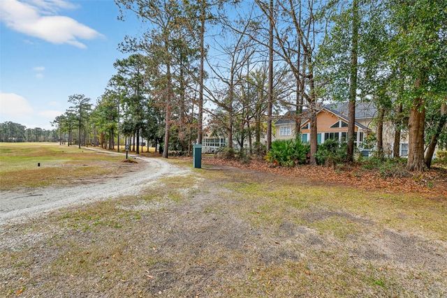 1033 Mayflower Road NE, Townsend, GA 31331