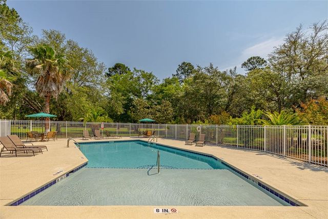 1033 Mayflower Road NE, Townsend, GA 31331