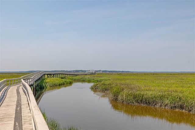 1033 Mayflower Road NE, Townsend, GA 31331