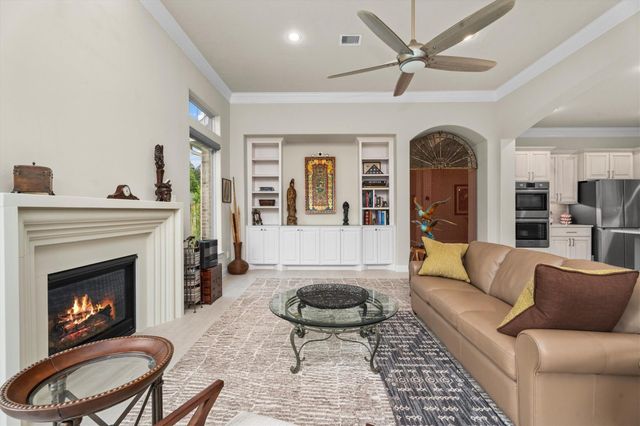 122 Coral Bells Court, Conroe, TX 77304