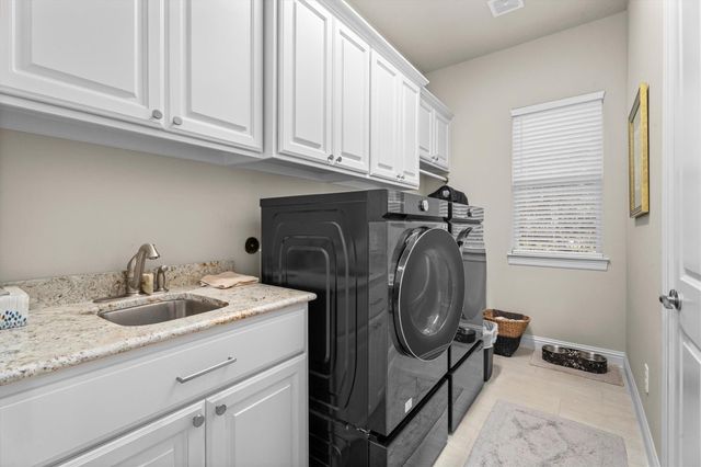 122 Coral Bells Court, Conroe, TX 77304