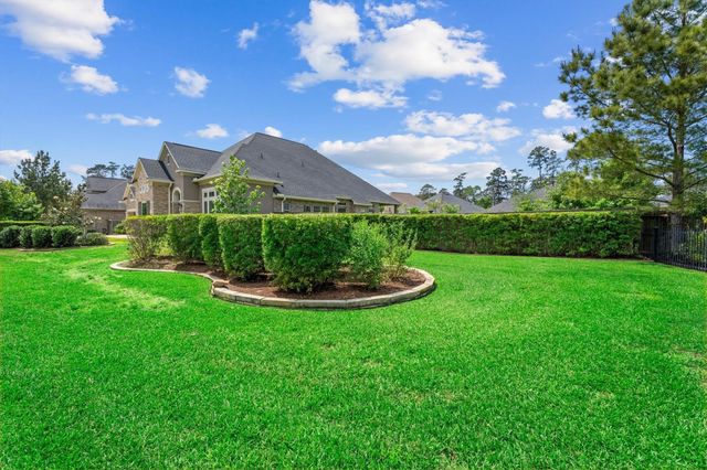 122 Coral Bells Court, Conroe, TX 77304