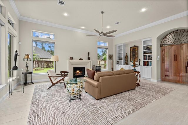 122 Coral Bells Court, Conroe, TX 77304