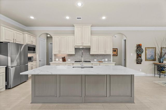 122 Coral Bells Court, Conroe, TX 77304