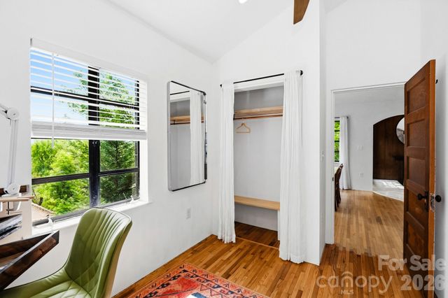 38 Aurora Drive, Asheville, NC 28805