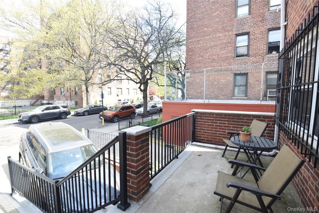10548 65th Road, Forest Hills, NY 11375