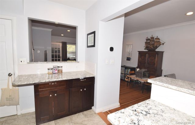 10548 65th Road, Forest Hills, NY 11375