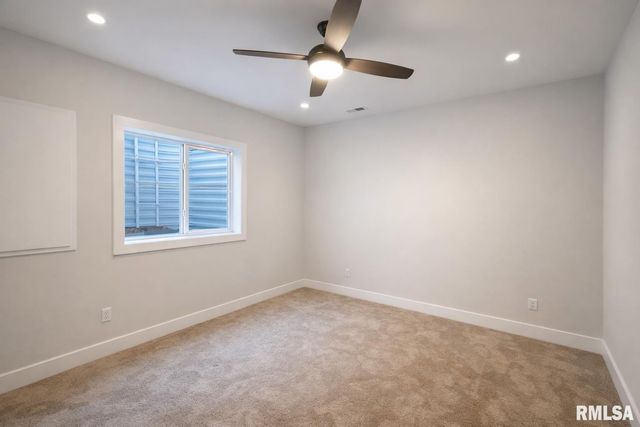 2620 W ARDEN Way, Dunlap, IL 61525