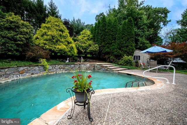 273 OLD STATE RD, Royersford, PA 19468
