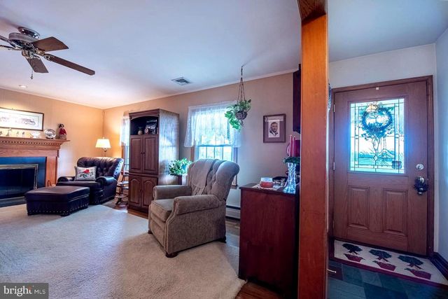 273 OLD STATE RD, Royersford, PA 19468