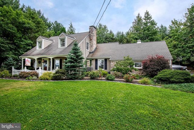 273 OLD STATE RD, Royersford, PA 19468