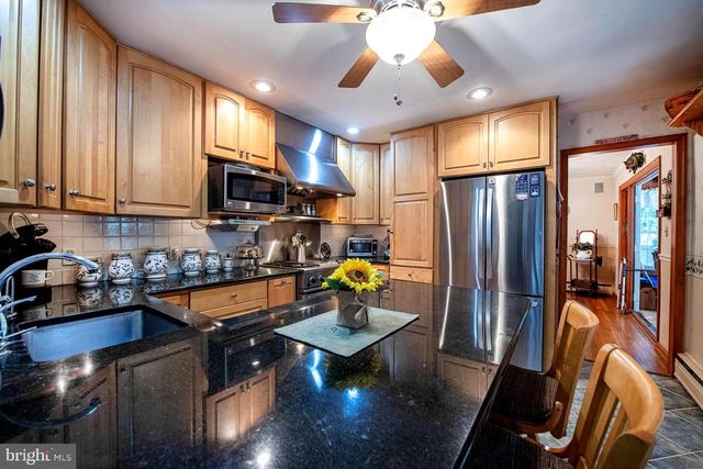 273 OLD STATE RD, Royersford, PA 19468