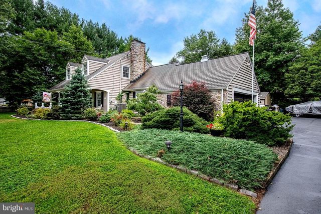 273 OLD STATE RD, Royersford, PA 19468