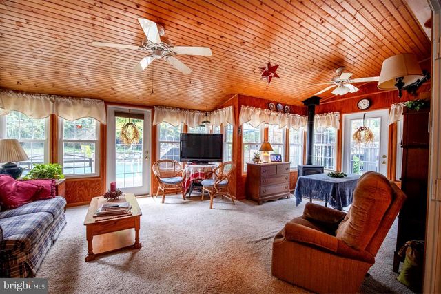 273 OLD STATE RD, Royersford, PA 19468