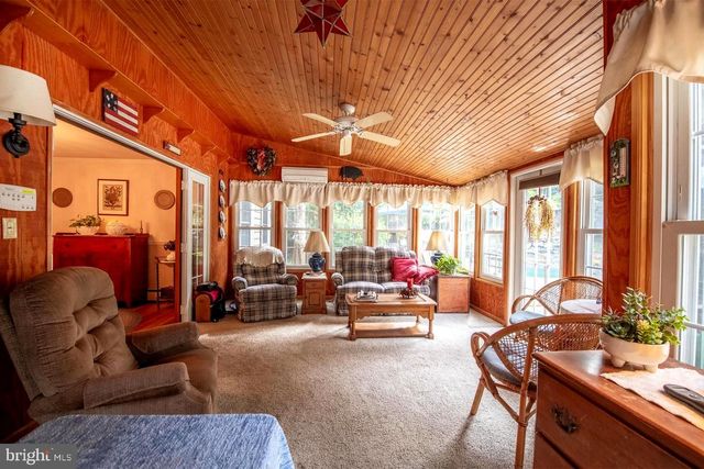 273 OLD STATE RD, Royersford, PA 19468