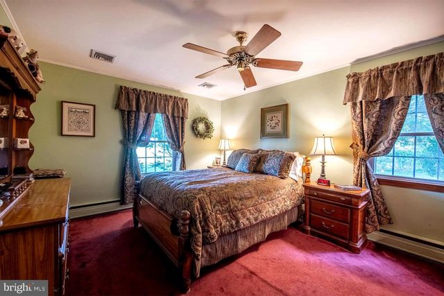273 OLD STATE RD, Royersford, PA 19468