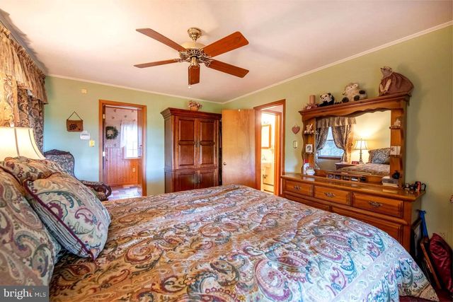 273 OLD STATE RD, Royersford, PA 19468